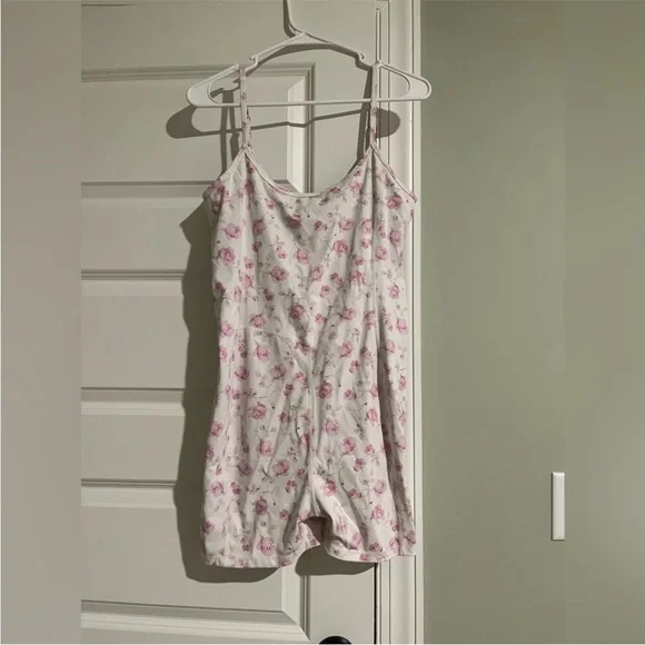 LoveShackFancy workout rose Atticus romper size large - Picture 4 of 6